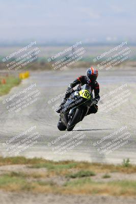 media/May-04-2025-CRA (Sun) [[aa98c8d4fa]]/Races/Race 8/